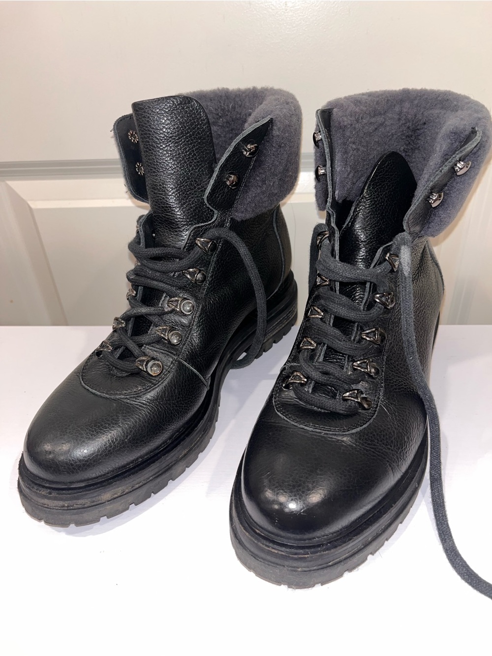 M Gemi Alpi Lace Up Ankle Combat Boots Shearling Faux Fur Trim Black size 42